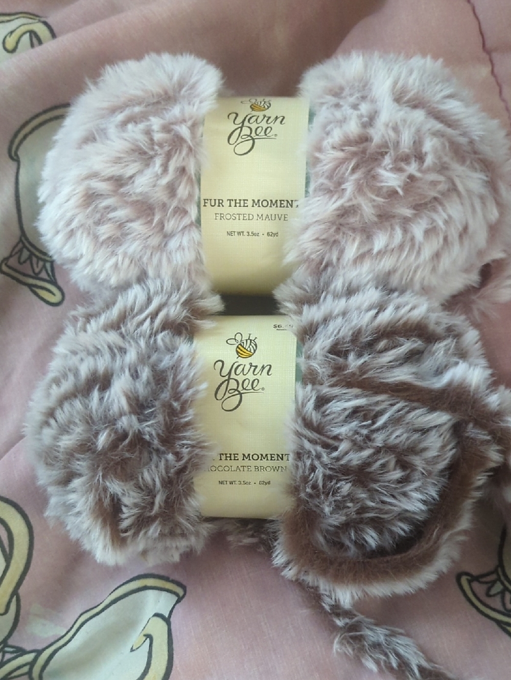 Yarn Bee 'Fur the Moment' Faux Fur Yarn - Frosted Mauve & Chocolate Brown
